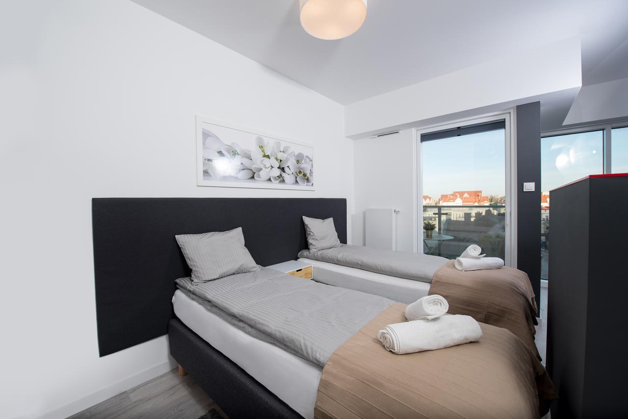 Apartamenty Benthos Towarowa Poznan Luaran gambar
